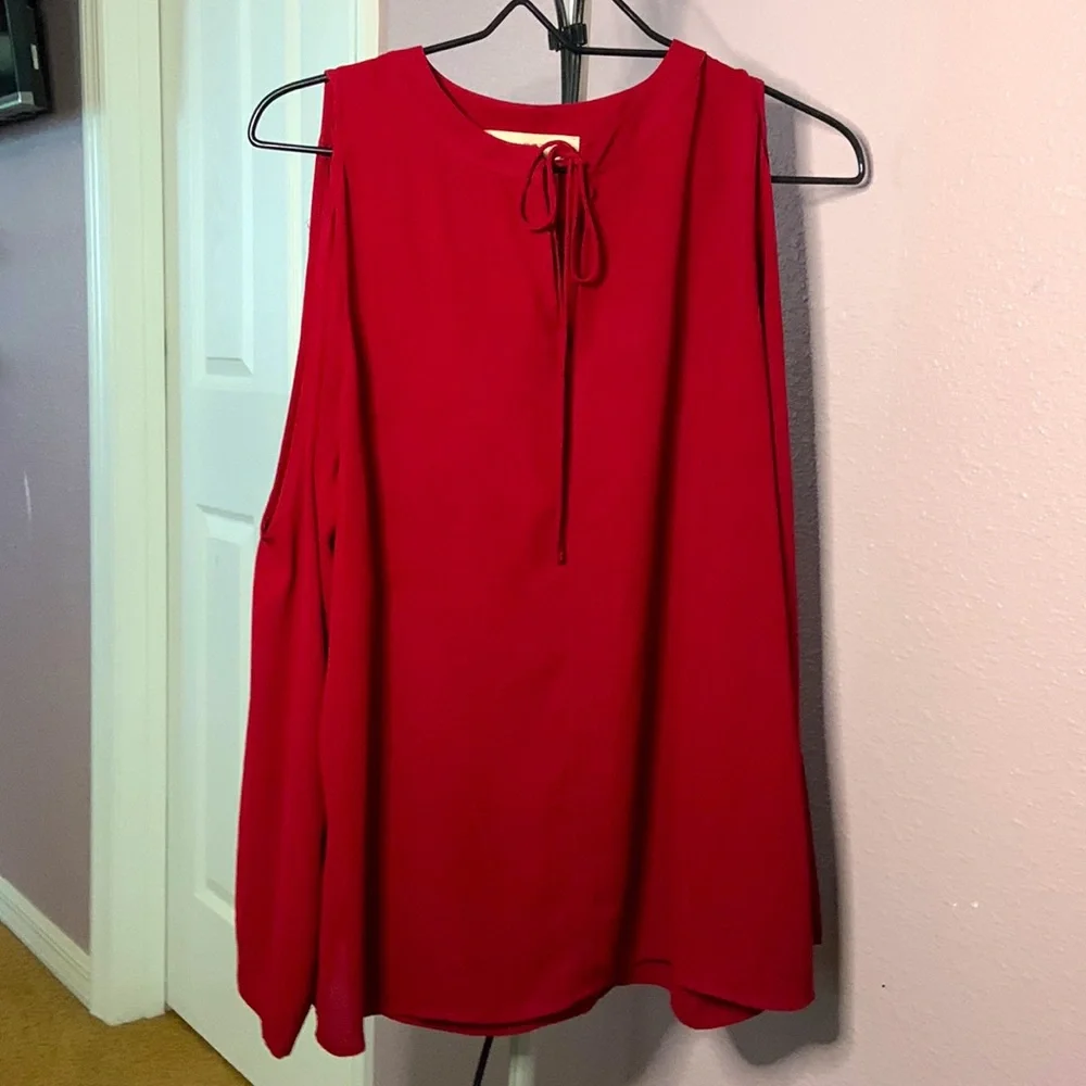 Top - Picture 3 of 6